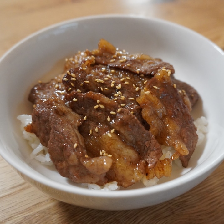 簡単すぎて旨すぎる!!焼き肉丼ぶり!!